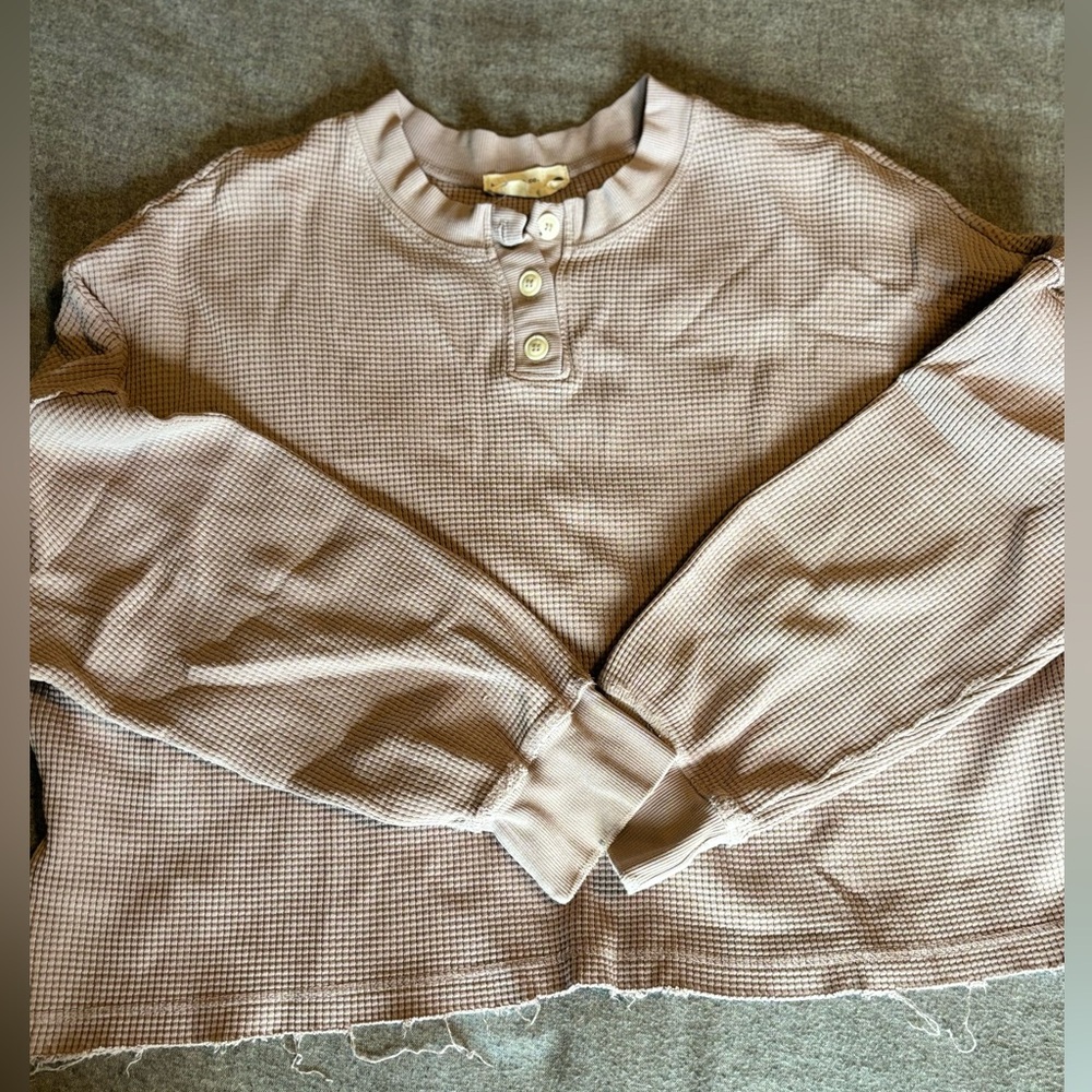 Back beat co. Organic cotton waffle knit organic cotton Henley top shirt…purple